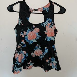 Gray flower tank